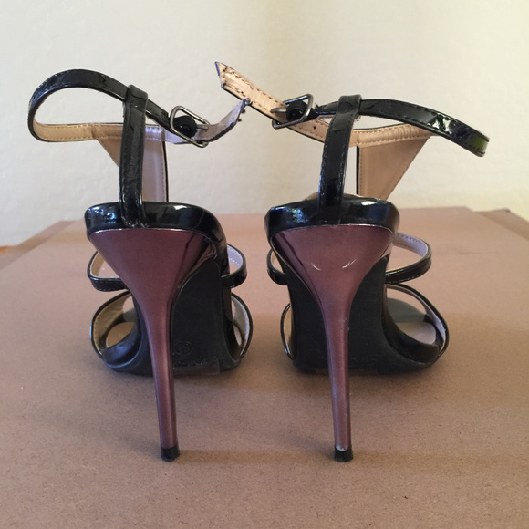 Forever High Heels - Picture 5 of 5